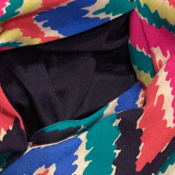 Lilly Pulitzer Sherlyn Hearts A Flutter Multicolored Chevron Collared Dress 6 - Picture 15 of 16